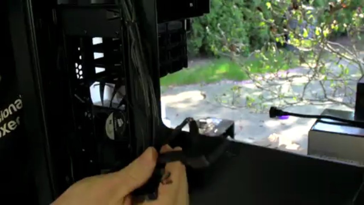 Corsair Obsidian 350D mATX Gaming Case Unboxing & Overview