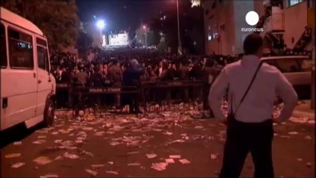 Ultra Ortodoks Yahudiler sokağa döküldü