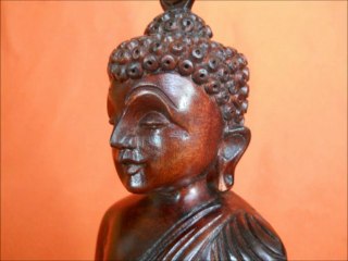 Buddha Asia Figuren, Buddha Online Kaufen, Sri Lanka Holz Buddhas von sri-lanka-shop-berlin.de