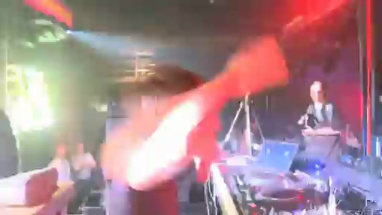 Quentin Mosimann - I Drum U (Official Video)