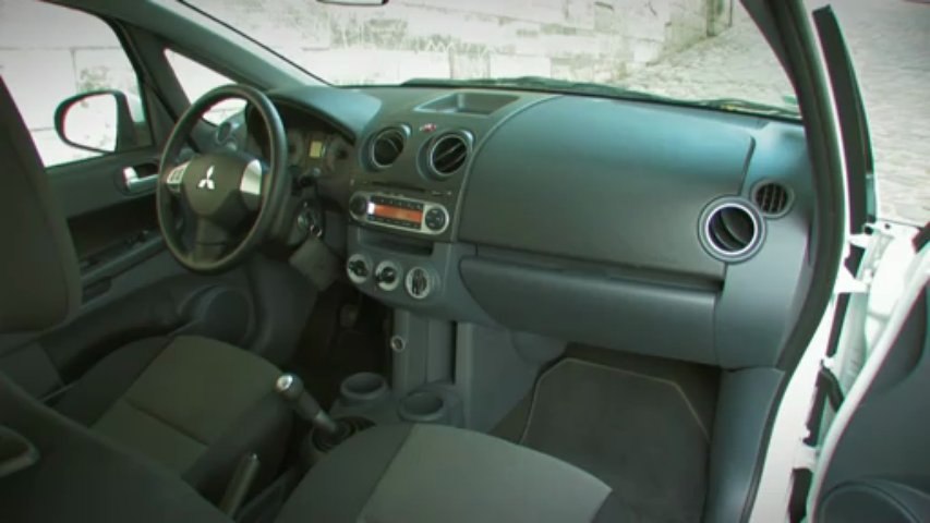 Essai Mitsubishi Colt 2009