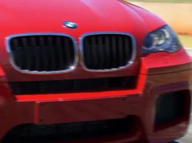 BMW X6 M sur piste