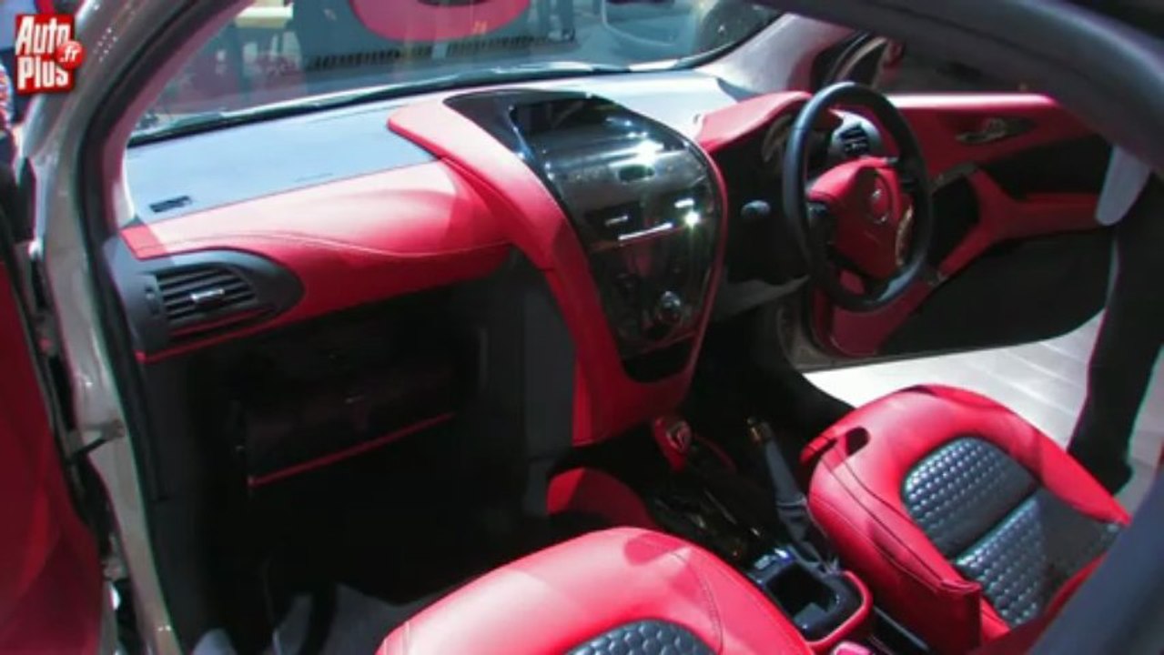 Aston Martin Cygnet - En direct du salon de Genève 2010