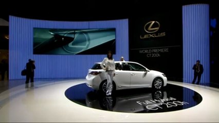 Télécharger la video: Lexus CT 200h - En direct du salon de Genève 2010