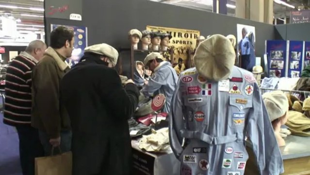 Vernis de conduire au salon Rétromobile 2011