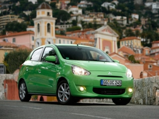 Mitsubishi Space Star 2013