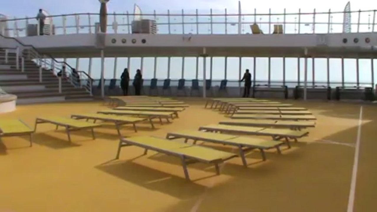 AIDAstella Hafen Reisebüro Fella  AIDAstella