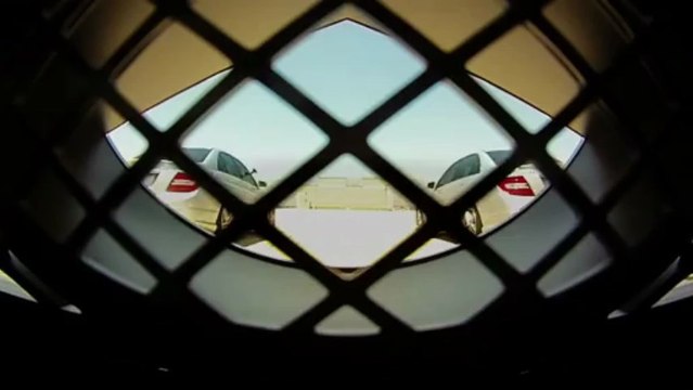 Mercedes Classe C63 AMG Coupé: entre-deux