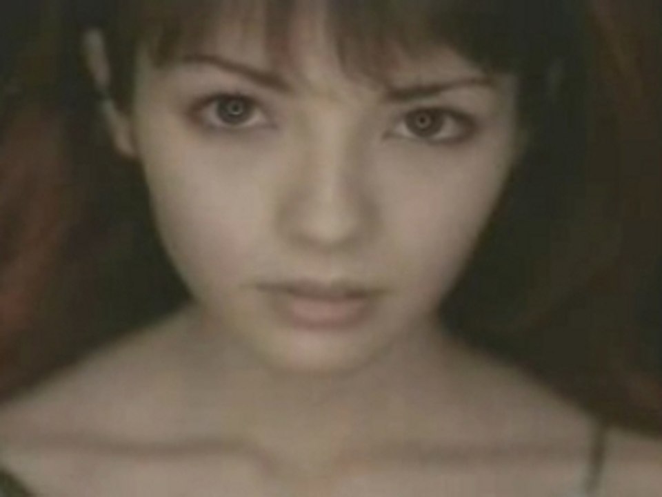 OLIVIA - Kanebo Kate CM - 30s