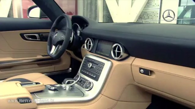Mercedes SLS AMG Roadster