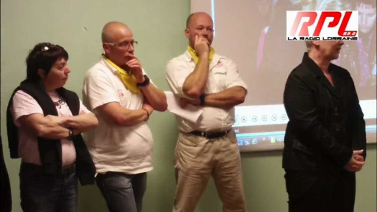 Une Rose Un Espoir  secteur de Sarralbe Remise du chèque 2013