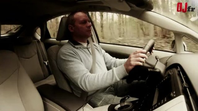 Essai Toyota Prius III 136 Lounge 2011