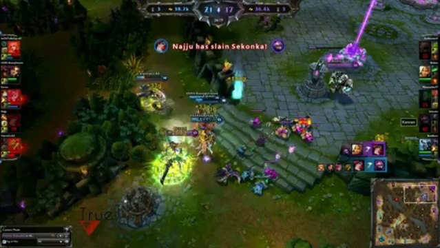 Riven place un pentakill - League of legends - team-aaa.com