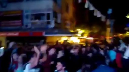 Sakarya Caddesi (Gelen Herkese Sonsuz Teşekkürler)
