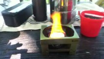 ＬＯＧＯＳ製コンロに市販の固形燃料を使う /  LOGOS made pocket tablet stove set by use of commercial solid fuel (part 2)