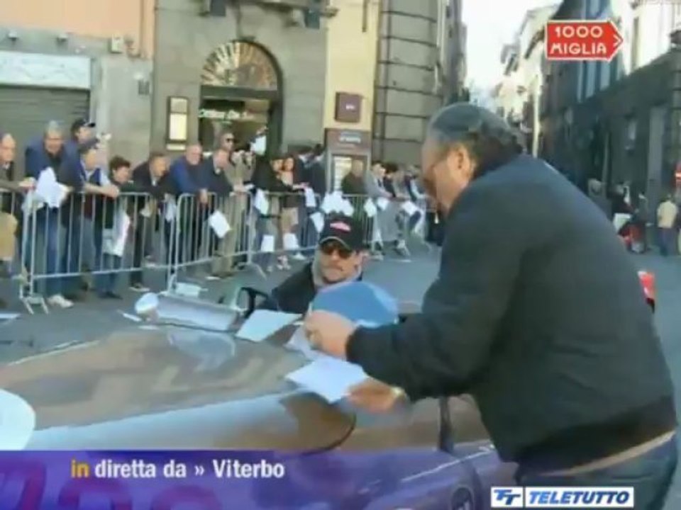 David gandy beim kontrollpunkt viterbo am 18.5.2013 mille miglia