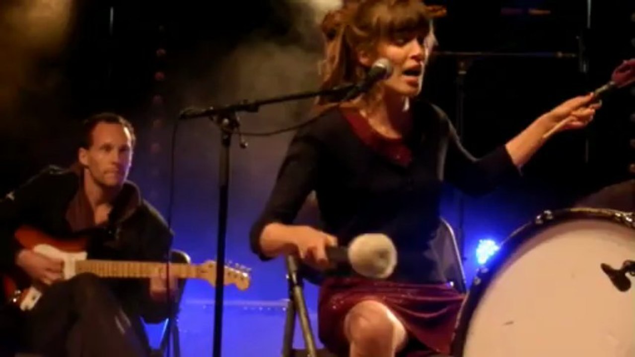 JUR AU "MAGIC MIRRORS" -- FESTIVAL ALORS... CHANTE DE MONTAUBAN LE 8 MAI 2013