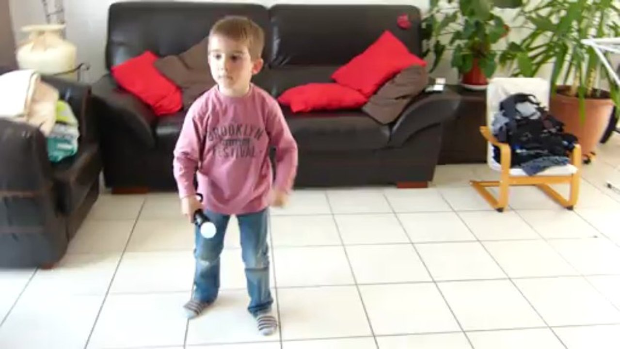 Camille, un Justin Bieber en herbe