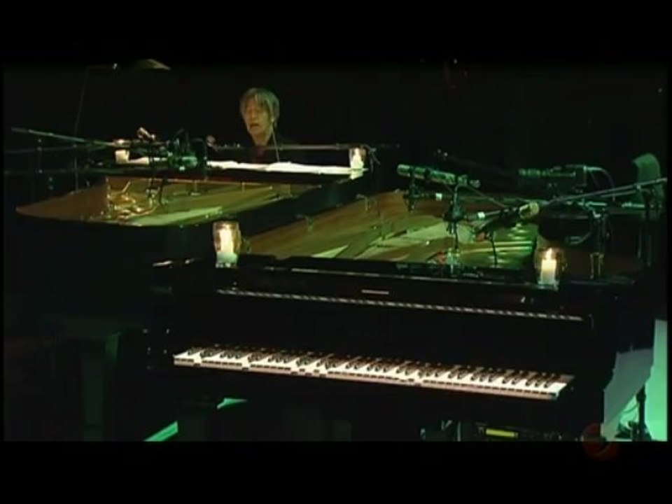 Ryuichi Sakamoto 坂本龍一 TOKYO FORUM 2005 (2/3)