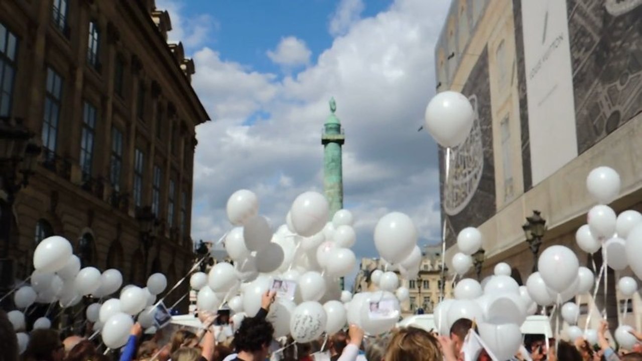 LE LÂCHER DE BALLONS