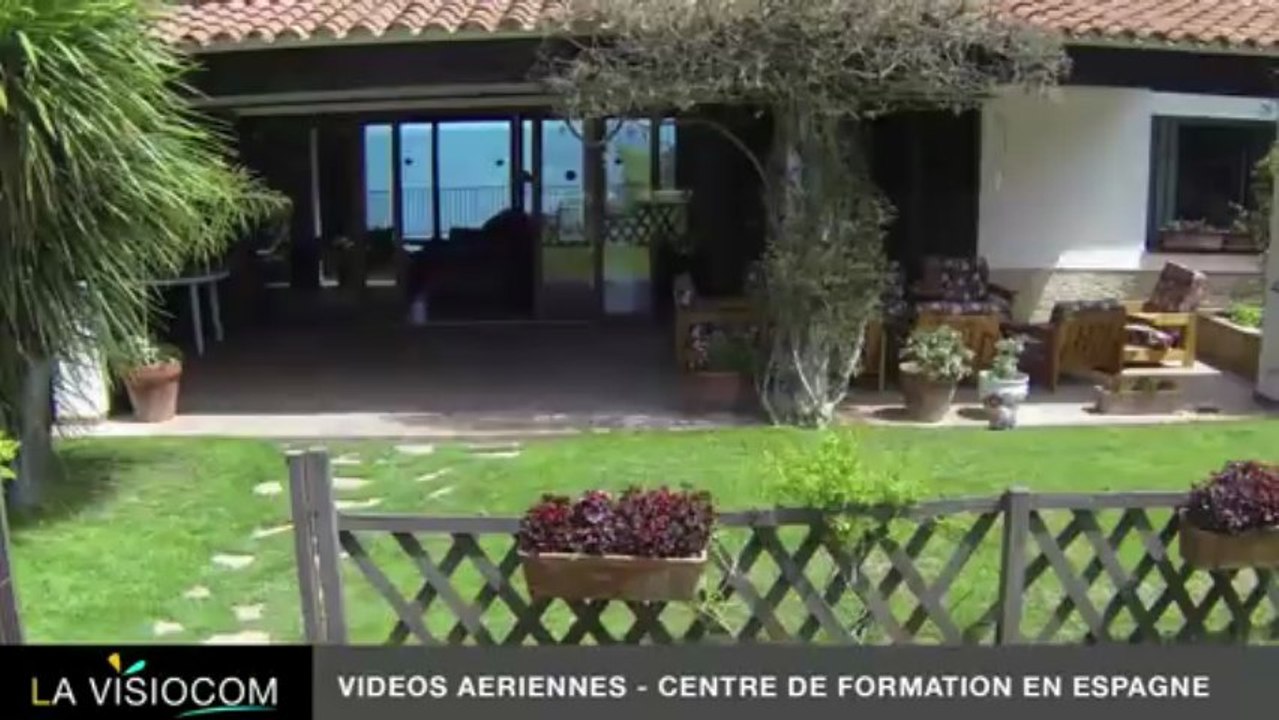 Vues aériennes par drone, formation télépilote et infographie en Espagne