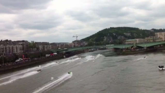 Rouen : le départ des 24 heures motonautiques