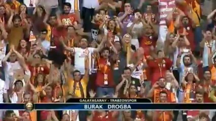 Iki takim elele tribunlere..