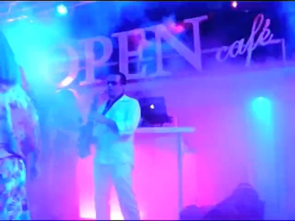 Show Lazer Sax Connection