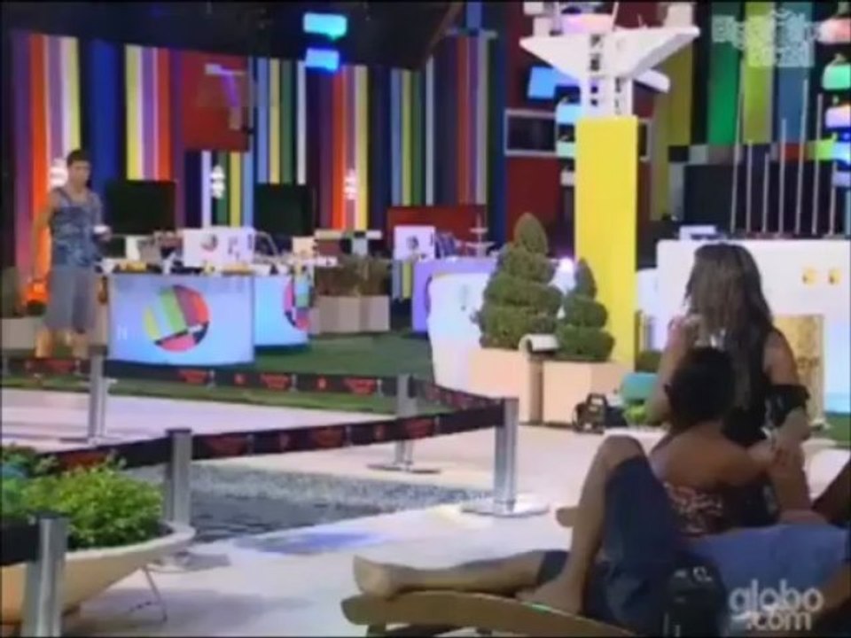 Monique - Mas no momento, ele é meu!! - 07.03