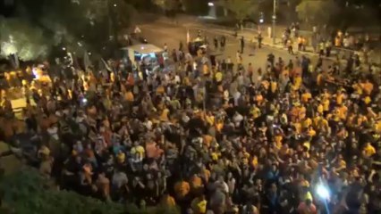 ΑΠΟΕΛ-εξώστης (3)