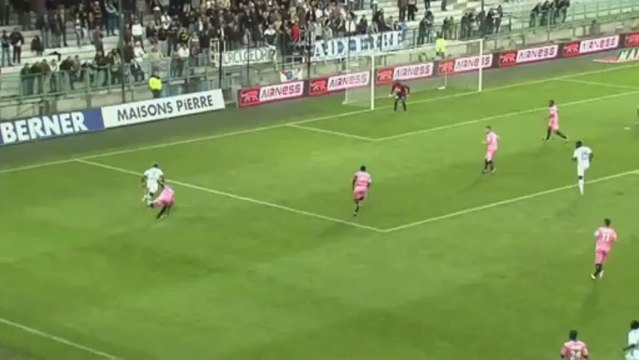 AJ Auxerre (AJA) - Clermont Foot (CFA) Le résumé du match (37ème journée) - saison 2012/2013