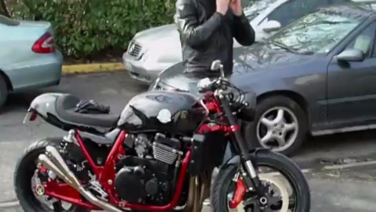 ZRX cafe-racer 1er essai by Raspo-Concept