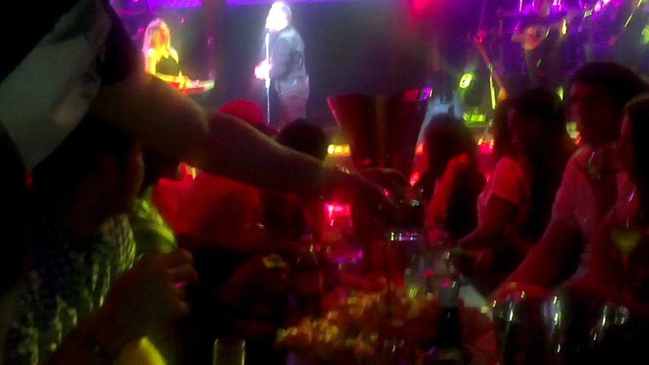 RedPlanet.gr - Το γλέντι των Πρωταθλητών Ευρώπης (Νότης, 5)