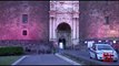 Napoli - Il Maschio Angioino si tinge di rosa contro l'omofobia (18.05.13)