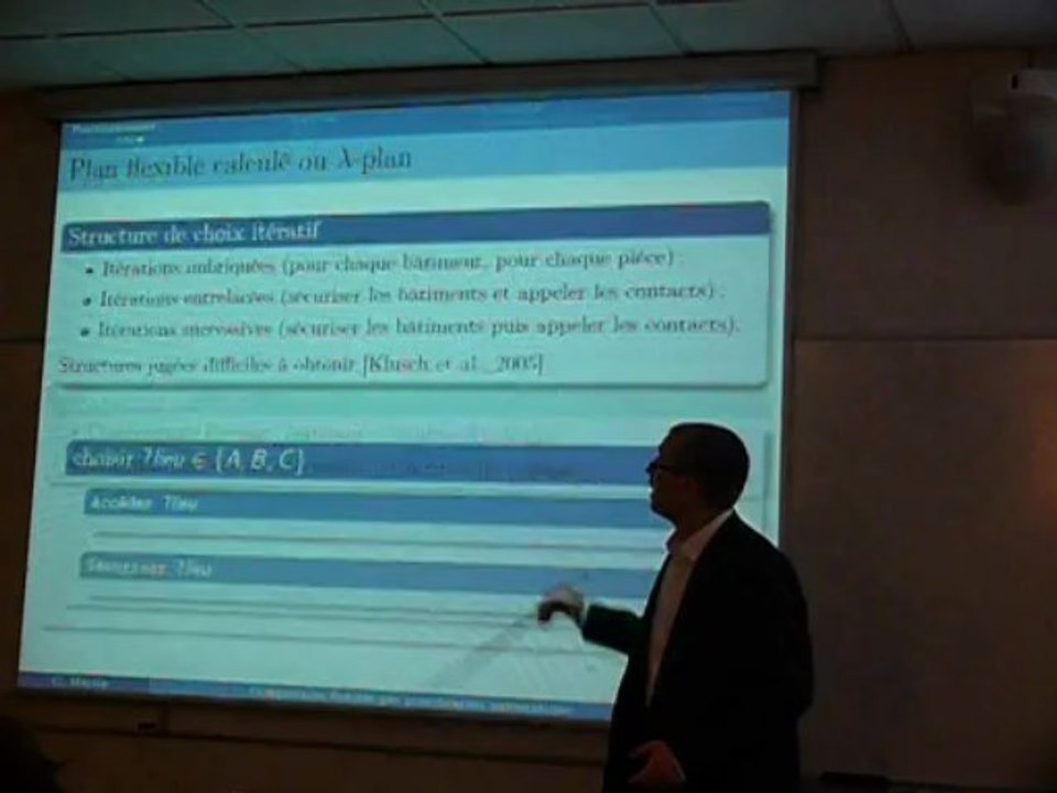Composition flexible par planification automatique / Soutenance de These en Informatique - IA & IHM
