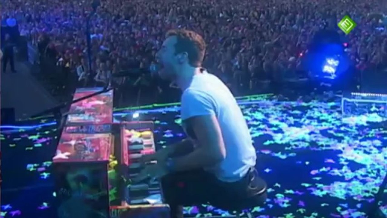 Coldplay - Trouble Live From Pinkpop 2011