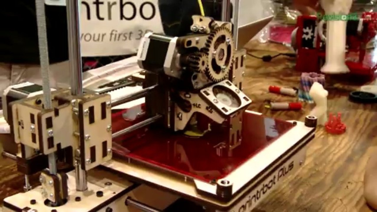 Maker Faire 2013: The $300 3D Printer! - Tekzilla Daily Tip