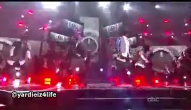 Will I am And Justin Bieber Billboards 2013 HD performance video