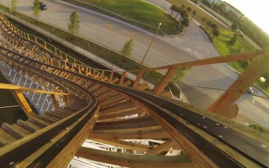 Vidéo onride pour White Lightning à Fun Spot America