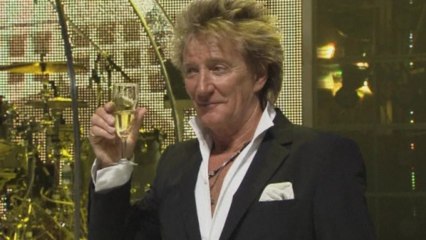 Rod Stewart celebrates return to UK album charts top spot