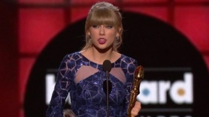 Taylor Swift wins 8 Billboard Awards