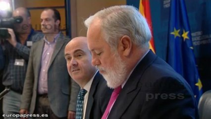 Guindos esperar reducir el IRPF en 2015