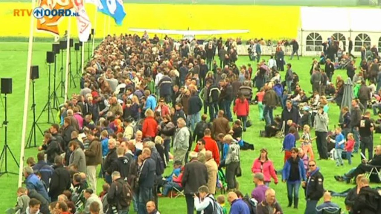 Weer duizenden bezoekers bij vliegshow Oostwold - RTV Noord