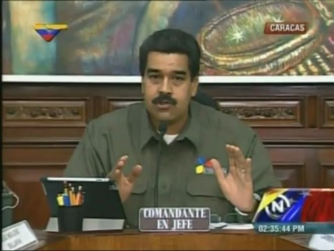 Maduro se reunirá con dueños de televisoras para desinfectar al país del fascismo
