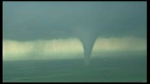 Une gigantesque tornade dévaste la région d'Oklahoma city
