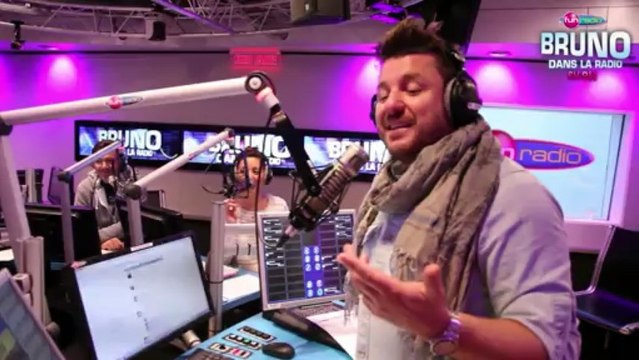 Le défi d'Elliot - Éclater des œufs avec les fesses