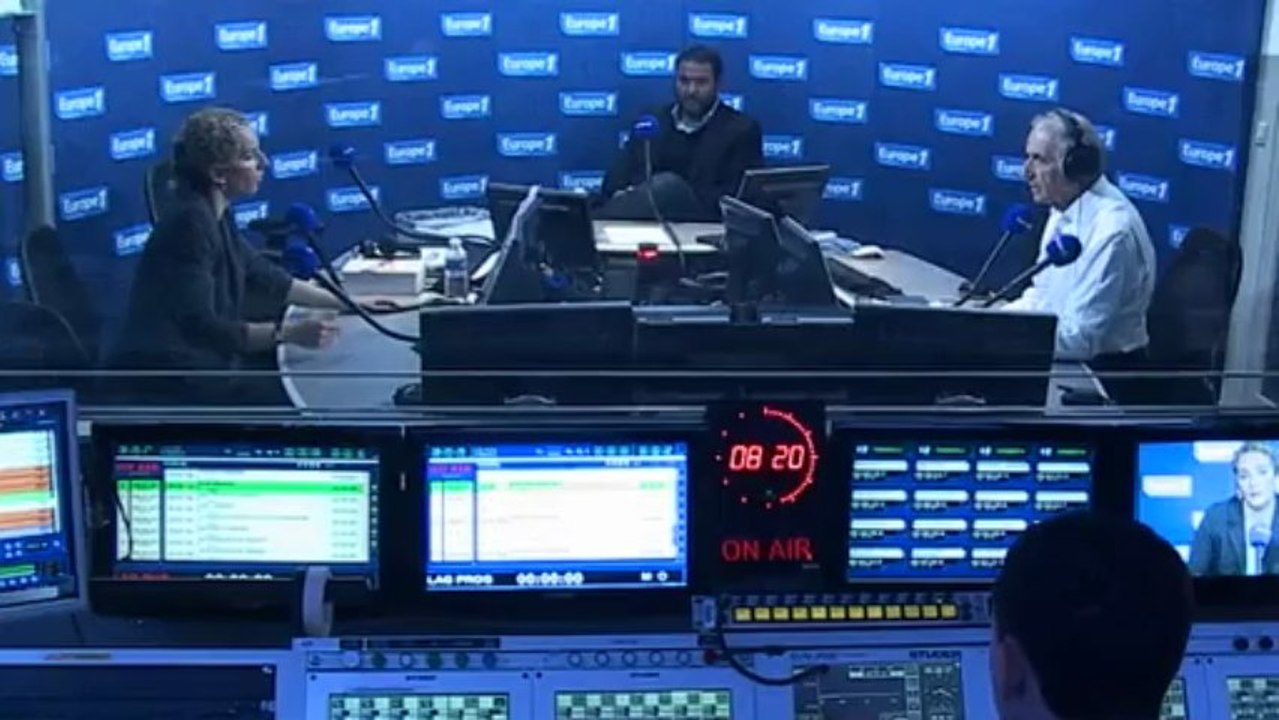 Delphine Batho confond Jean-Pierre Elkabbach et... Jean-Pierre Chevènement