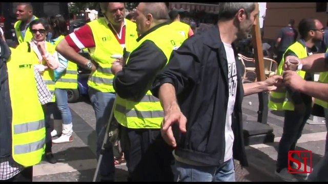 Napoli - La protesta dei disabili in Regione (20.05.13)
