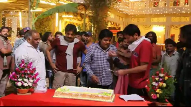 Pawan Celebrates Ali Success 02 - Pawan kalyan,Trivikram Srinivas