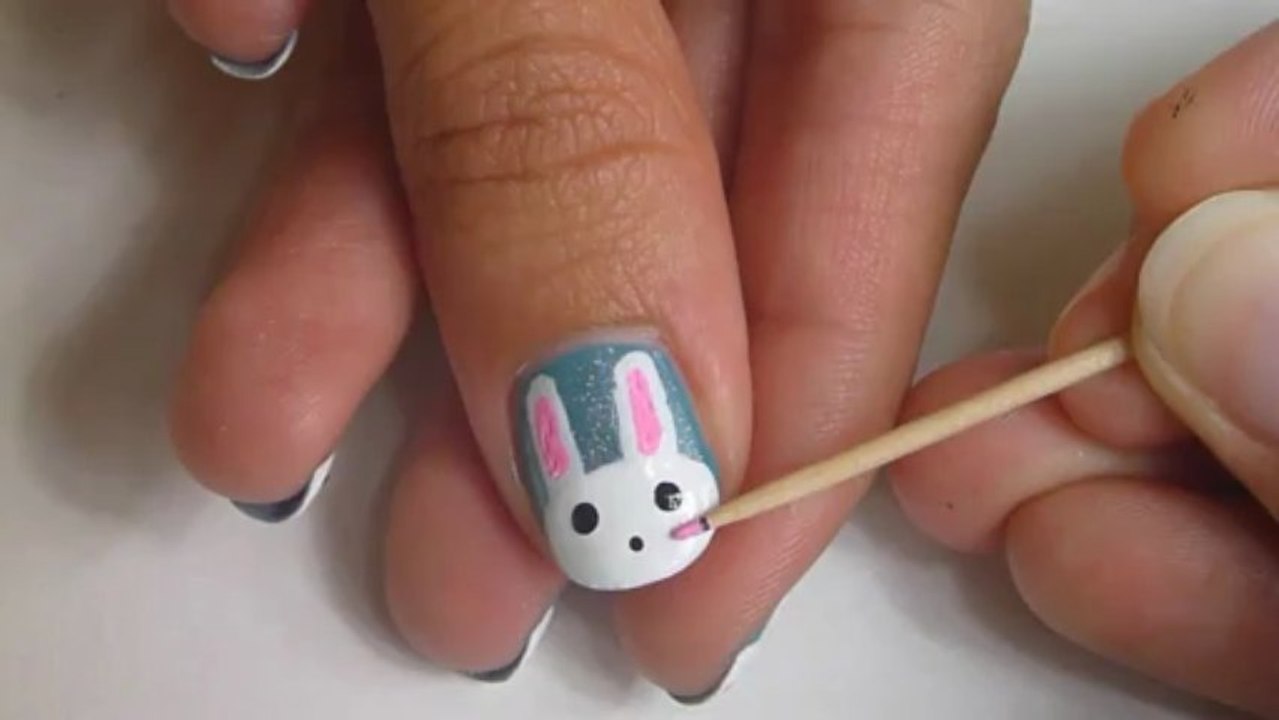 Cute Bunny Nail Art